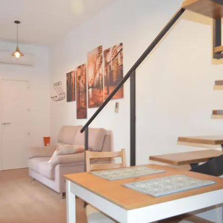 Alcazar Viejo Parking Tourist Apartment Córdoba