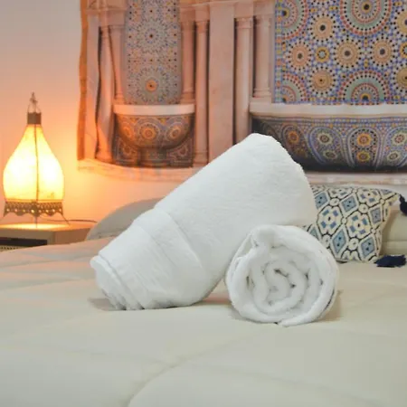 Alcazar Viejo Parking Tourist 아파트 코르도바